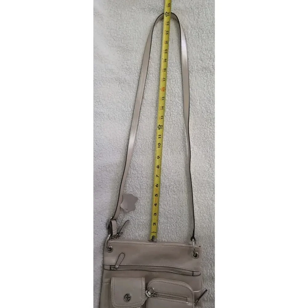 GIANI BERNINI Women Crossbody Bag Purse Shimmery Pearlescent Tan Leather Medium